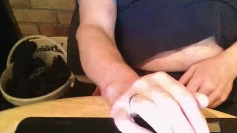 Snapshot of rdrew chatting on 11/14/25, 11:13 rdrew online show from 11/14/25, 11:13