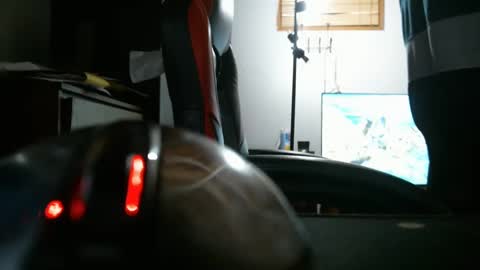 Snapshot of rdyforitall chatting on 01/07/25, 04:29 Mr Nice online show from 01/07/25, 04:29