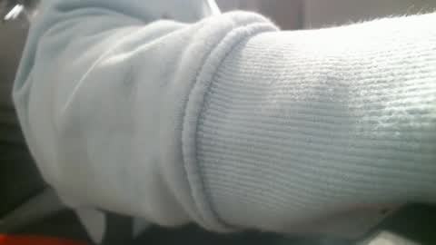 Snapshot of rdyforitall chatting on 03/07/25, 04:57 Mr Nice online show from 03/07/25, 04:57