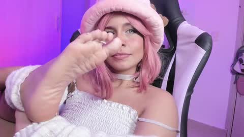 Snapshot of rea_winry chatting on 03/09/25, 10:19 Rea online show from 03/09/25, 10:19