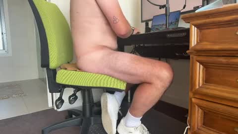 Snapshot of readwithjordanv chatting on 04/02/26, 12:08 readwithjordanv online show from 04/02/26, 12:08