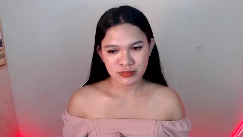 Snapshot of ready2care4youbabe chatting on 05/19/26, 04:57 Beth online show from 05/19/26, 04:57