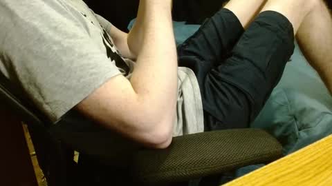 Snapshot of readytocum90 chatting on 10/30/25, 07:21 Scrappy Coco online show from 10/30/25, 07:21