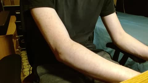 Snapshot of readytocum90 chatting on 11/07/25, 06:08 Scrappy Coco online show from 11/07/25, 06:08