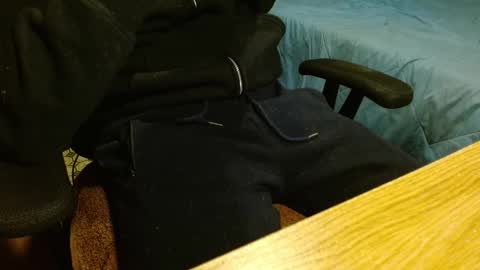 Snapshot of readytocum90 chatting on 11/12/25, 06:08 Scrappy Coco online show from 11/12/25, 06:08