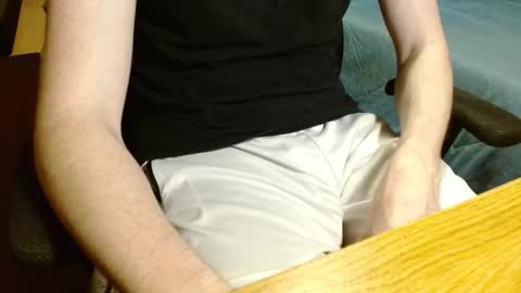 Snapshot of readytocum90 chatting on 12/02/25, 02:39 Scrappy Coco online show from 12/02/25, 02:39