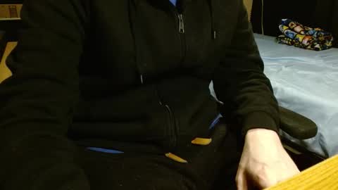 Scrappy Coco online show from 02/01/26, 05:22