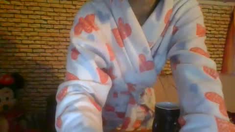 real_coupl3 online show from 11/23/25, 06:57