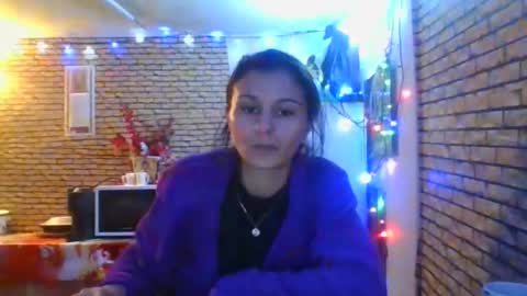 real_coupl3 online show from 01/06/26, 08:01