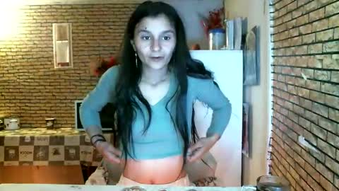 Snapshot of real_coupl3 chatting on 03/22/26, 08:12 real_coupl3 online show from 03/22/26, 08:12