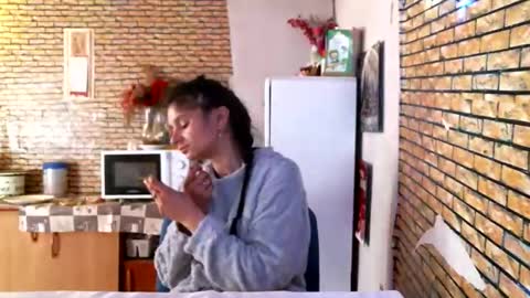 Snapshot of real_coupl3 chatting on 04/07/26, 07:42 real_coupl3 online show from 04/07/26, 07:42