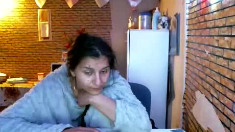 Snapshot of real_coupl3 chatting on 04/27/26, 08:40 real_coupl3 online show from 04/27/26, 08:40