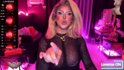 Snapshot of real_dom_phuta chatting on 09/29/25, 12:32 Miss Katrina De Futah Goddess of HELL online show from 09/29/25, 12:32