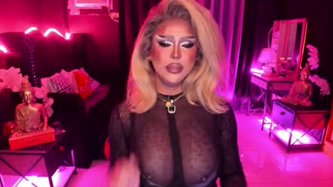 Snapshot of real_dom_phuta chatting on 12/04/25, 12:03 Miss Katrina De Futah Goddess of HELL online show from 12/04/25, 12:03