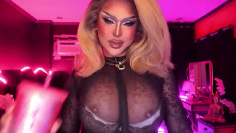 Snapshot of real_dom_phuta chatting on 12/05/25, 02:20 Miss Katrina De Futah Goddess of HELL online show from 12/05/25, 02:20