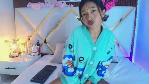 Snapshot of real_doncella_pussy chatting on 07/08/26, 03:38 DONCELLA online show from 07/08/26, 03:38