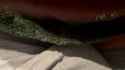 Snapshot of realbigload77 chatting on 04/08/26, 02:22 realbigload77 online show from 04/08/26, 02:22