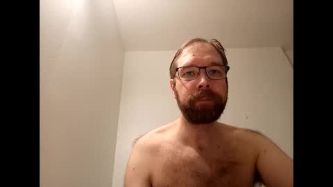 Snapshot of realbucknaked80s chatting on 11/30/25, 07:40 realbucknaked80s online show from 11/30/25, 07:40