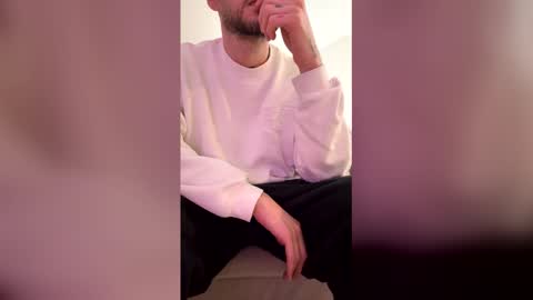 Snapshot of realdeal2000 chatting on 04/02/26, 11:46 realdeal2000 online show from 04/02/26, 11:46