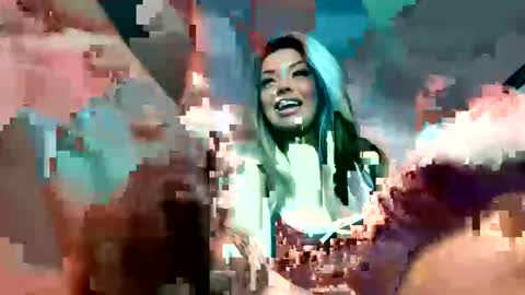 Snapshot of realellajade chatting on 04/28/26, 11:32 ella jade online show from 04/28/26, 11:32