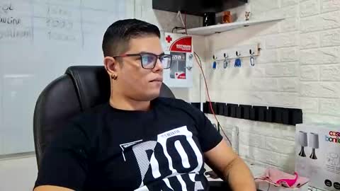 Snapshot of realjoel chatting on 03/31/26, 02:17 Joel online show from 03/31/26, 02:17