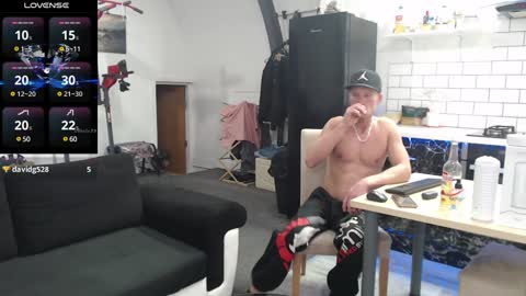 Ask me online show from 01/11/25, 07:49