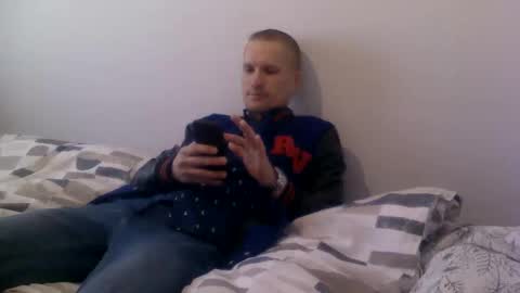 Snapshot of reallyman7 chatting on 04/13/26, 09:37 Ask me online show from 04/13/26, 09:37