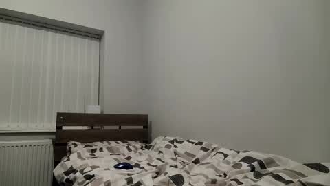 Snapshot of reallyman7 chatting on 04/14/26, 01:33 Ask me online show from 04/14/26, 01:33