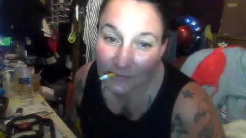 Snapshot of reallyredrum69th chatting on 10/01/25, 05:24 reallyredrum69th online show from 10/01/25, 05:24