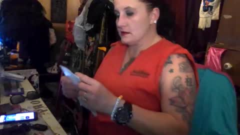 Snapshot of reallyredrum69th chatting on 11/21/25, 04:55 reallyredrum69th online show from 11/21/25, 04:55