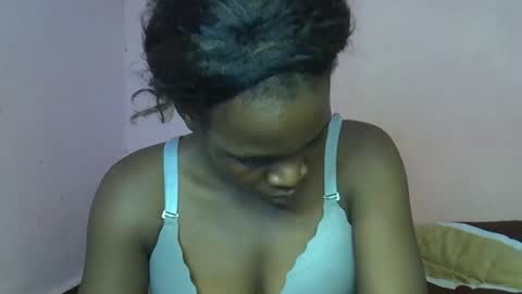 Snapshot of realme20000 chatting on 09/19/25, 07:25 realme20000 online show from 09/19/25, 07:25