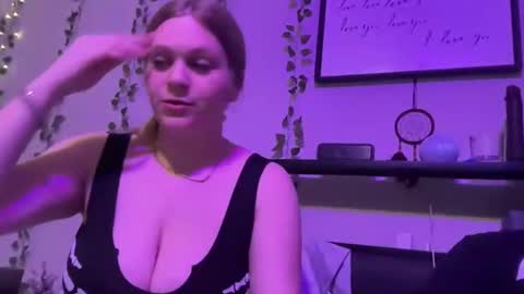 Snapshot of realpurp_ chatting on 01/09/25, 07:52 Preston  Stella online show from 01/09/25, 07:52