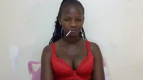 Snapshot of realqueen_ chatting on 03/07/25, 05:06 queen online show from 03/07/25, 05:06