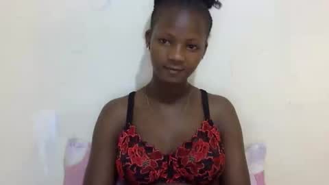 Snapshot of realqueen_ chatting on 03/10/25, 03:56 queen online show from 03/10/25, 03:56