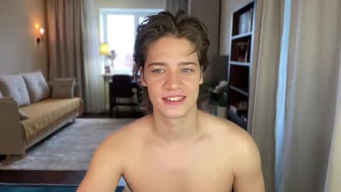 AliceEve online show from 12/30/24, 10:21