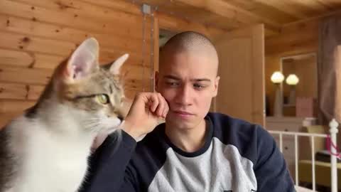 AliceEve online show from 03/04/26, 08:42