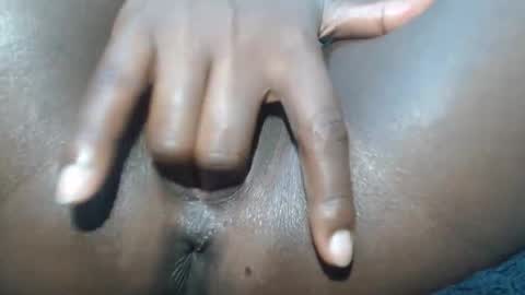 Snapshot of realwetpussy3 chatting on 11/10/25, 08:19 Realwetpussy online show from 11/10/25, 08:19