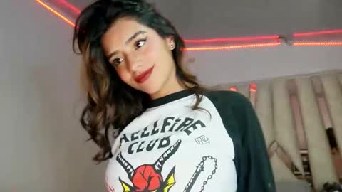 Snapshot of rebeca_cortez55 chatting on 03/22/26, 03:32 Rebecca online show from 03/22/26, 03:32