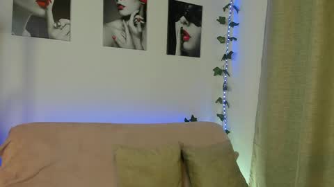 Snapshot of rebeca_marchetti chatting on 04/03/26, 06:17 Rebeca Marchetti online show from 04/03/26, 06:17