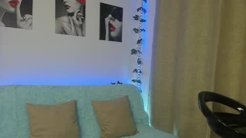 Snapshot of rebeca_marchetti chatting on 04/05/26, 07:33 Rebeca Marchetti online show from 04/05/26, 07:33