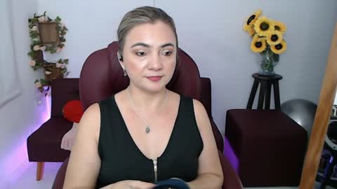 Snapshot of rebeca_milf chatting on 05/16/26, 02:27 REBECA online show from 05/16/26, 02:27