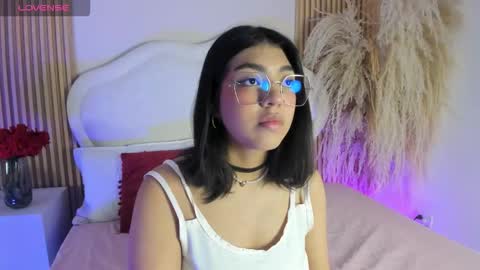 rebeca_taylor_ online show from 02/15/26, 12:25