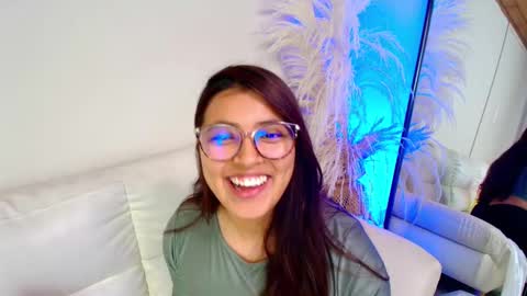 Rebeca Williams online show from 02/19/25, 06:00