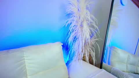 Rebeca Williams online show from 02/24/25, 05:11