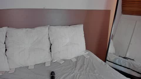 Snapshot of rebeca_williams_ chatting on 05/28/26, 12:46 Rebeca Williams online show from 05/28/26, 12:46