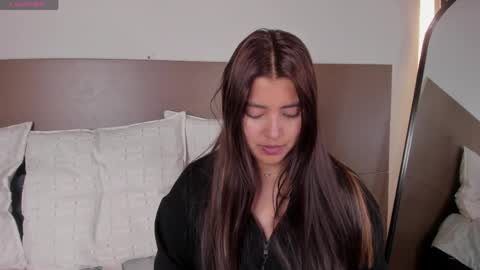 Snapshot of rebeca_williams_ chatting on 06/03/26, 10:40 Rebeca Williams online show from 06/03/26, 10:40