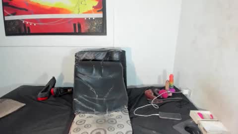 rebecabanks online show from 04/11/26, 07:56