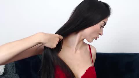 rebecamur online show from 11/03/25, 11:00