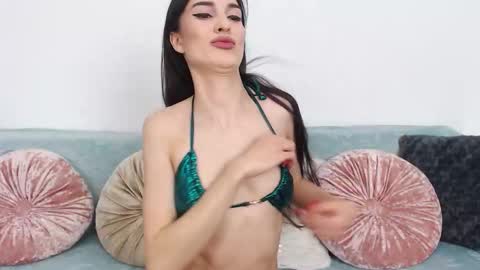 Snapshot of rebecamur chatting on 02/17/26, 03:08 rebecamur online show from 02/17/26, 03:08