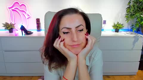 rebecca_diamonds online show from 02/03/25, 06:34